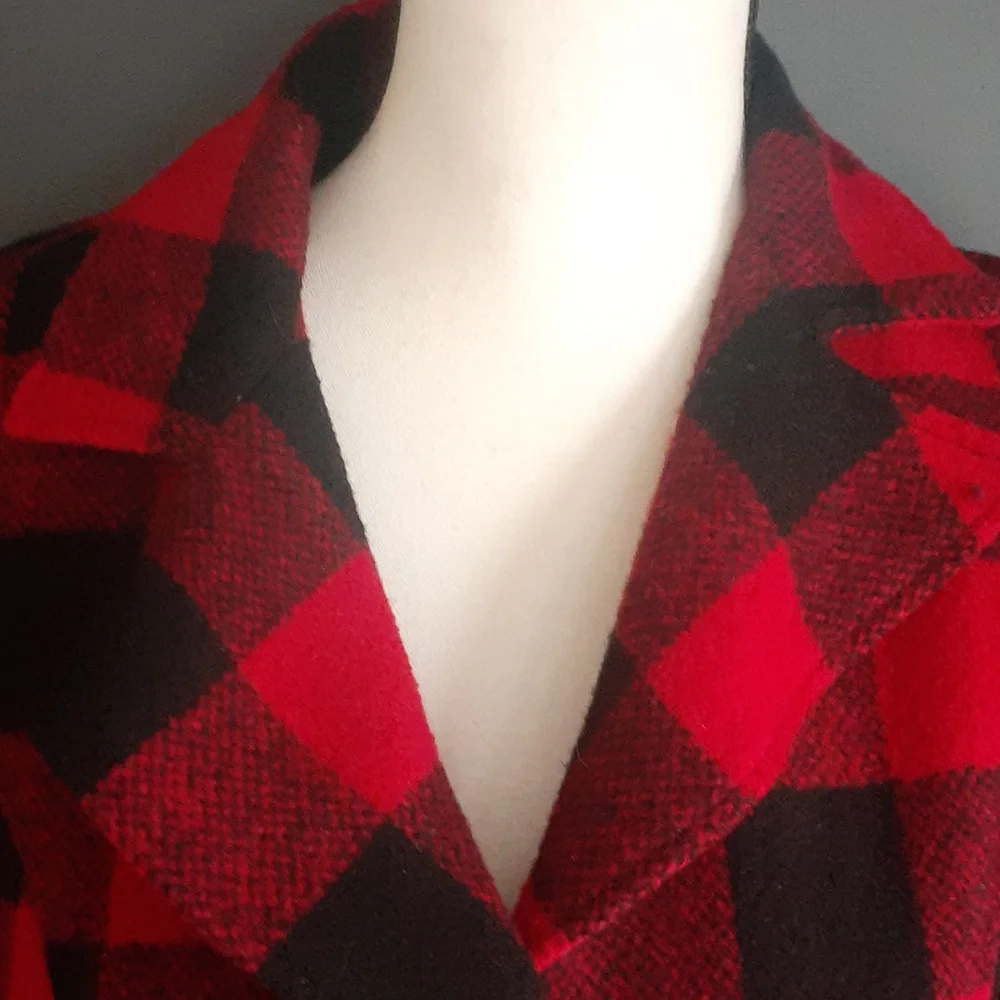 Aqua  red button down shacket XS. - Picture 4 of 14